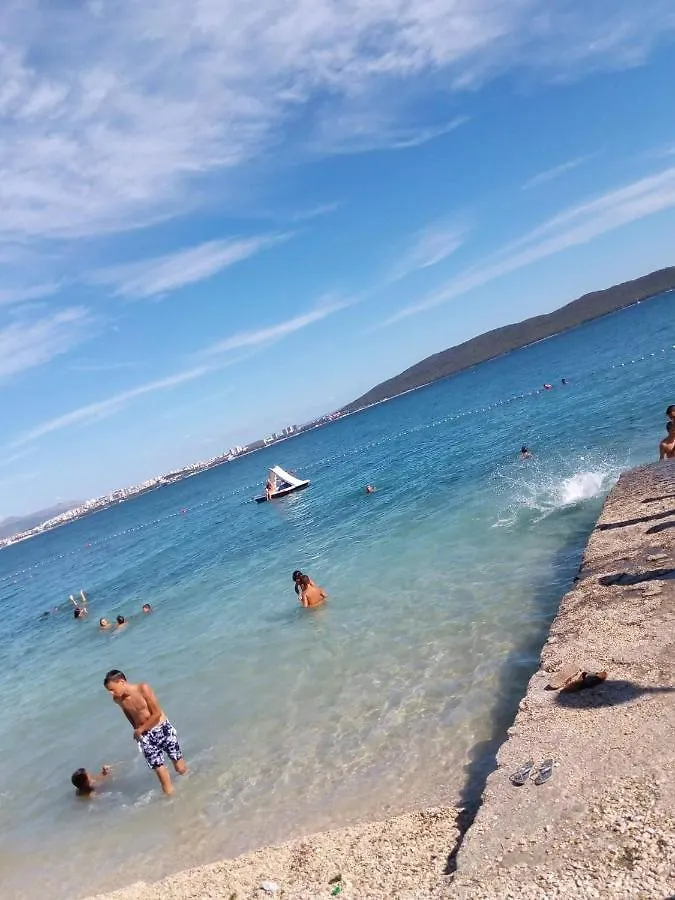 Apartments Pavlinovic Kastela
